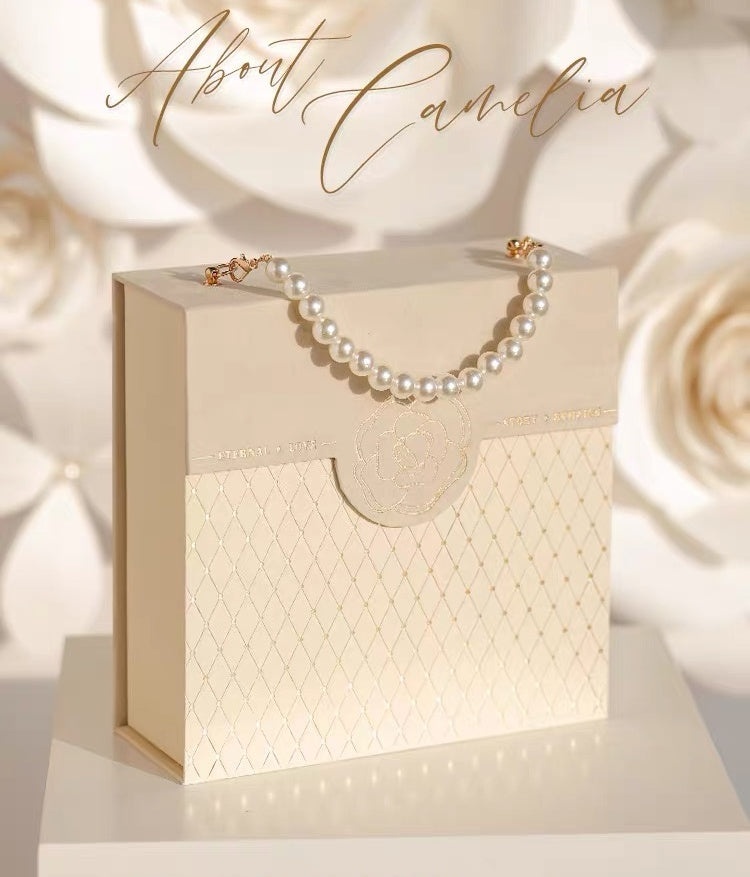 Choose a gift box color