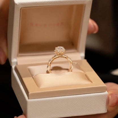 Bouquet Zircon Open Ring