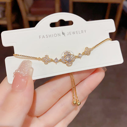 Dainty Zircon Flower Bracelet