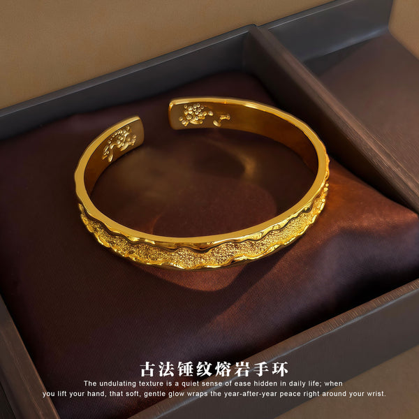 Vintage Gold Wave Open Bangle