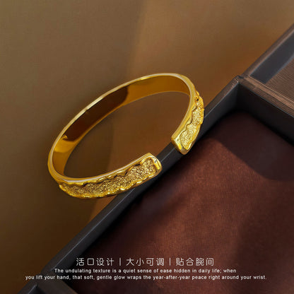 Vintage Gold Wave Open Bangle