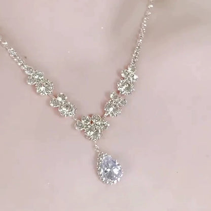 Green Zircon Floral Necklace