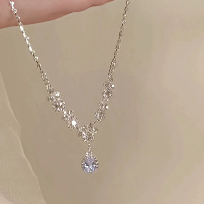 Green Zircon Floral Necklace