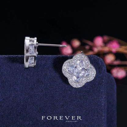 Zircon Clover Necklace and Earrings Set