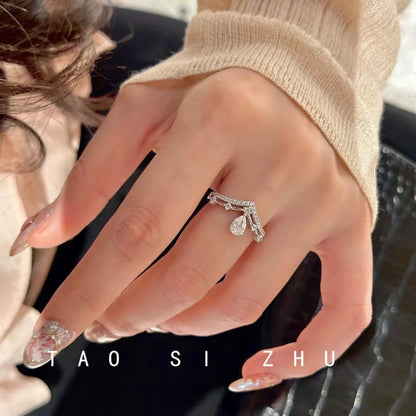 V Shape Teardrop Zircon Open Ring