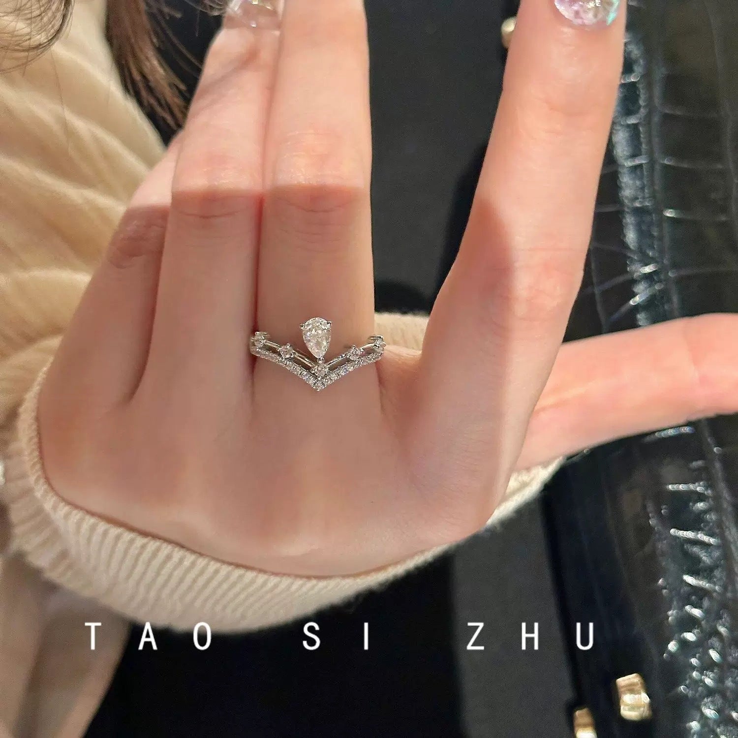 V Shape Teardrop Zircon Open Ring