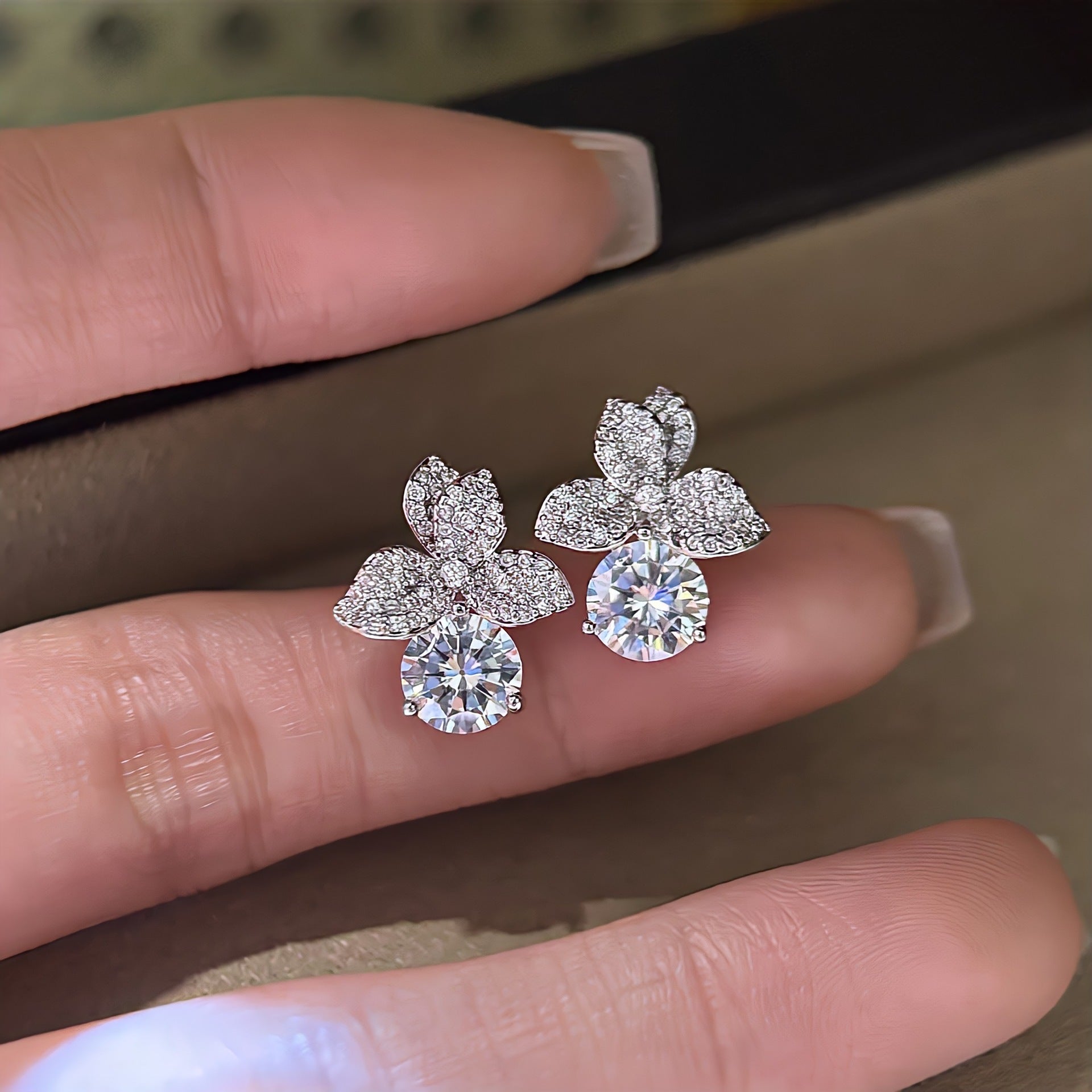 Sparkling Zircon Clover Stud Earrings