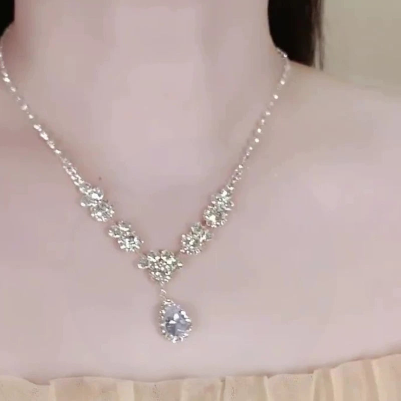 Green Zircon Floral Necklace