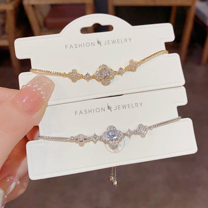 Dainty Zircon Flower Bracelet